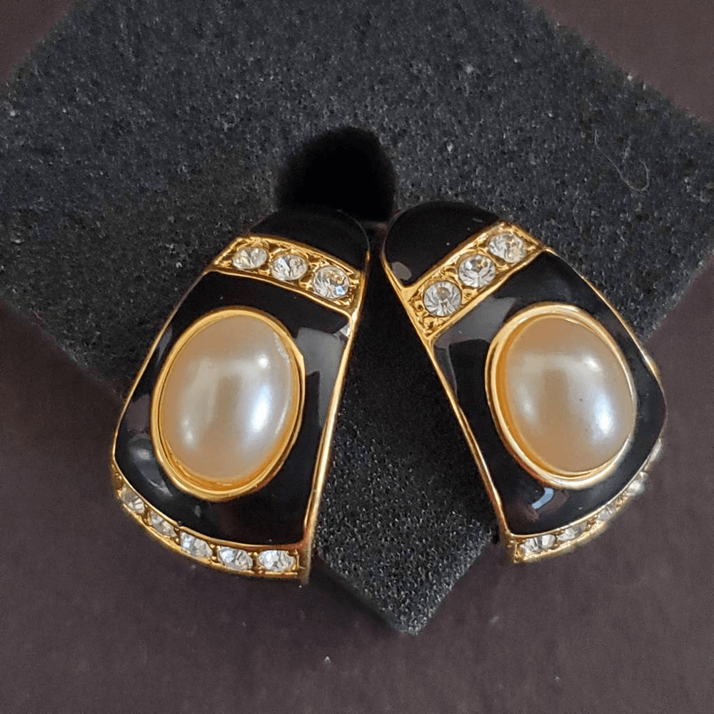 VTG Joan Rivers Pierced Earrings Faux Pearl Rhinestone‎ Black Enamel Gold Tone